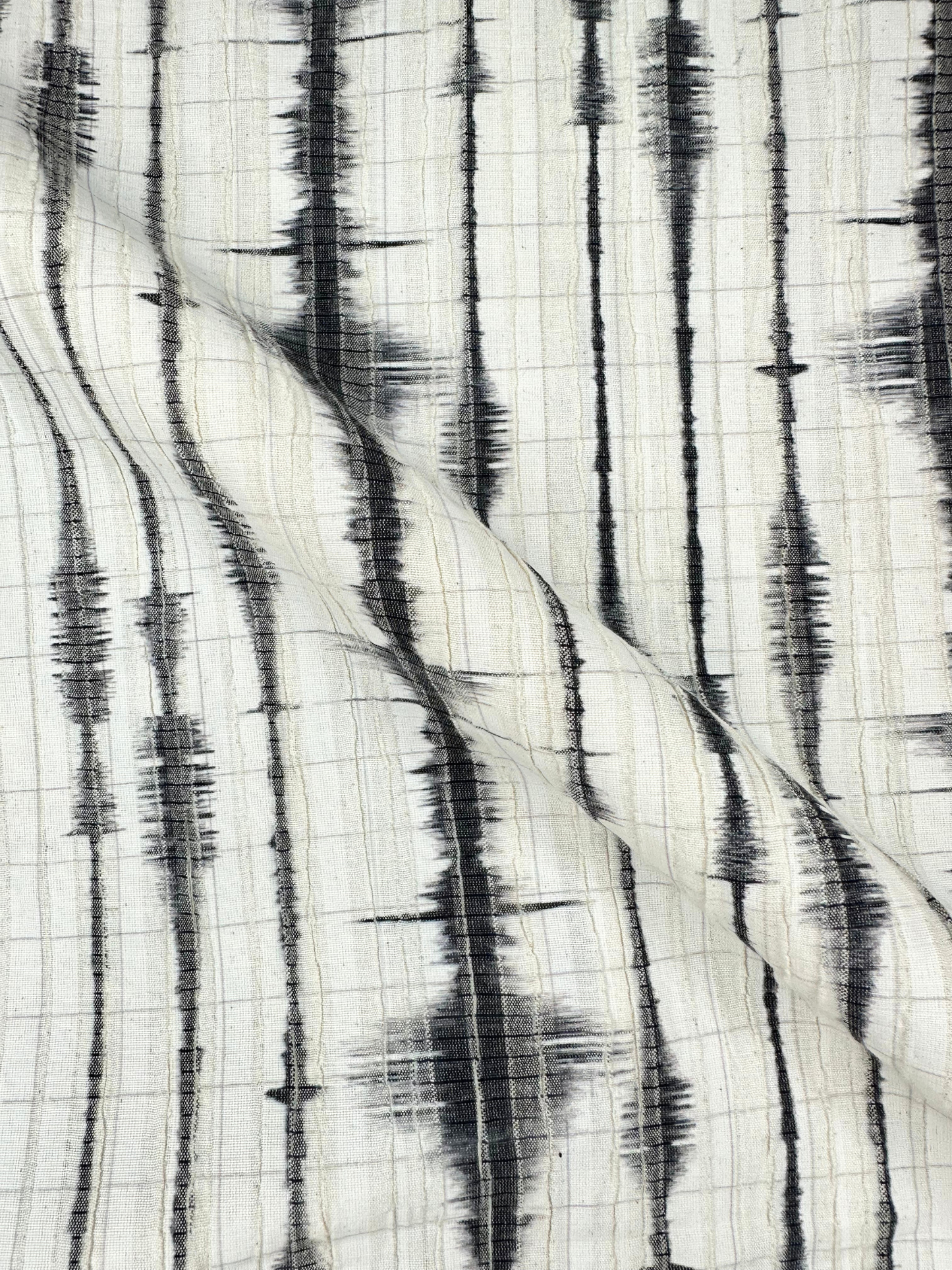 Men’s Crinkle Fabric Abstract Print Shirt