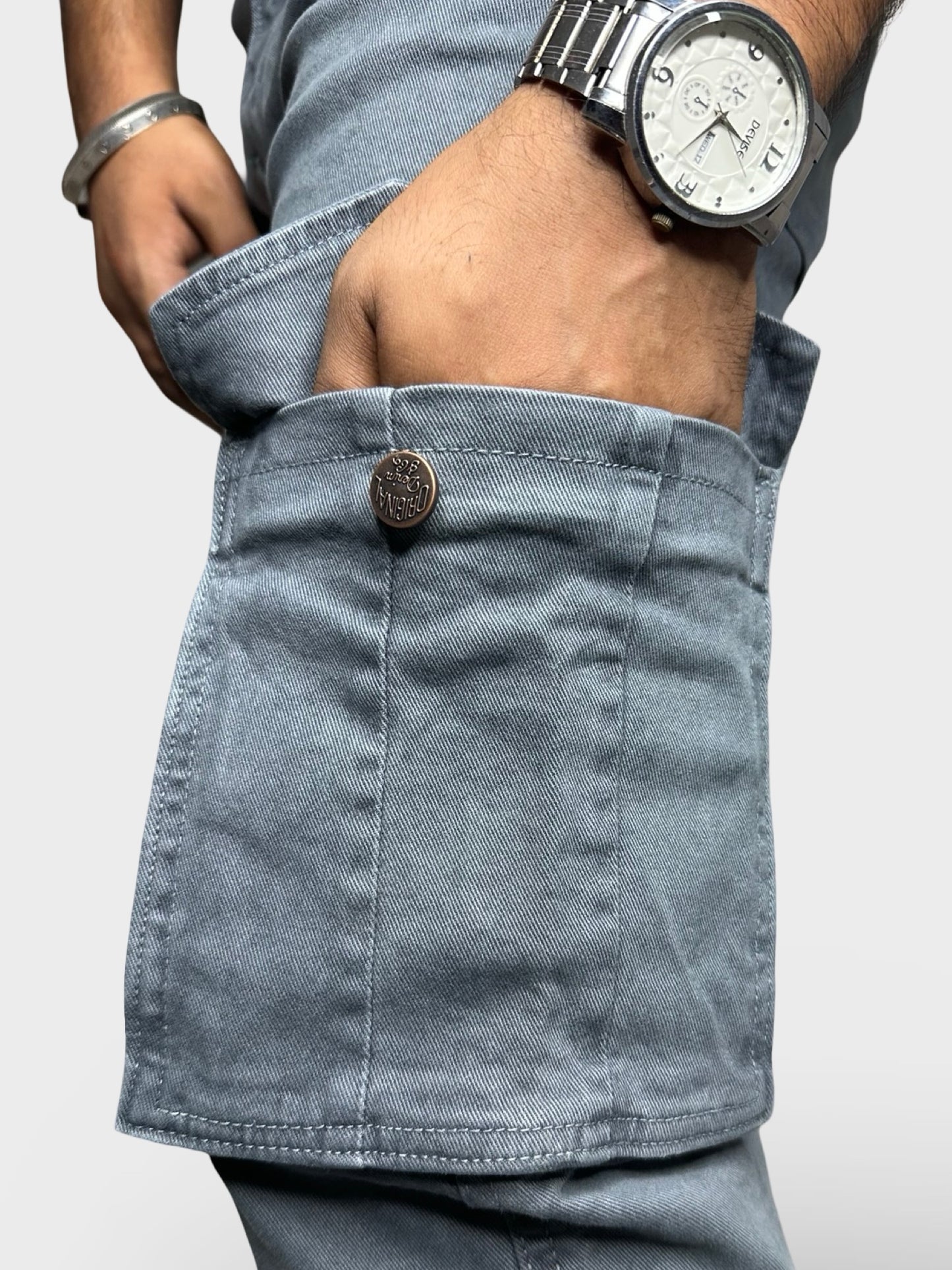 Men’s Grey 6-Pocket Comfort Fit Cargo