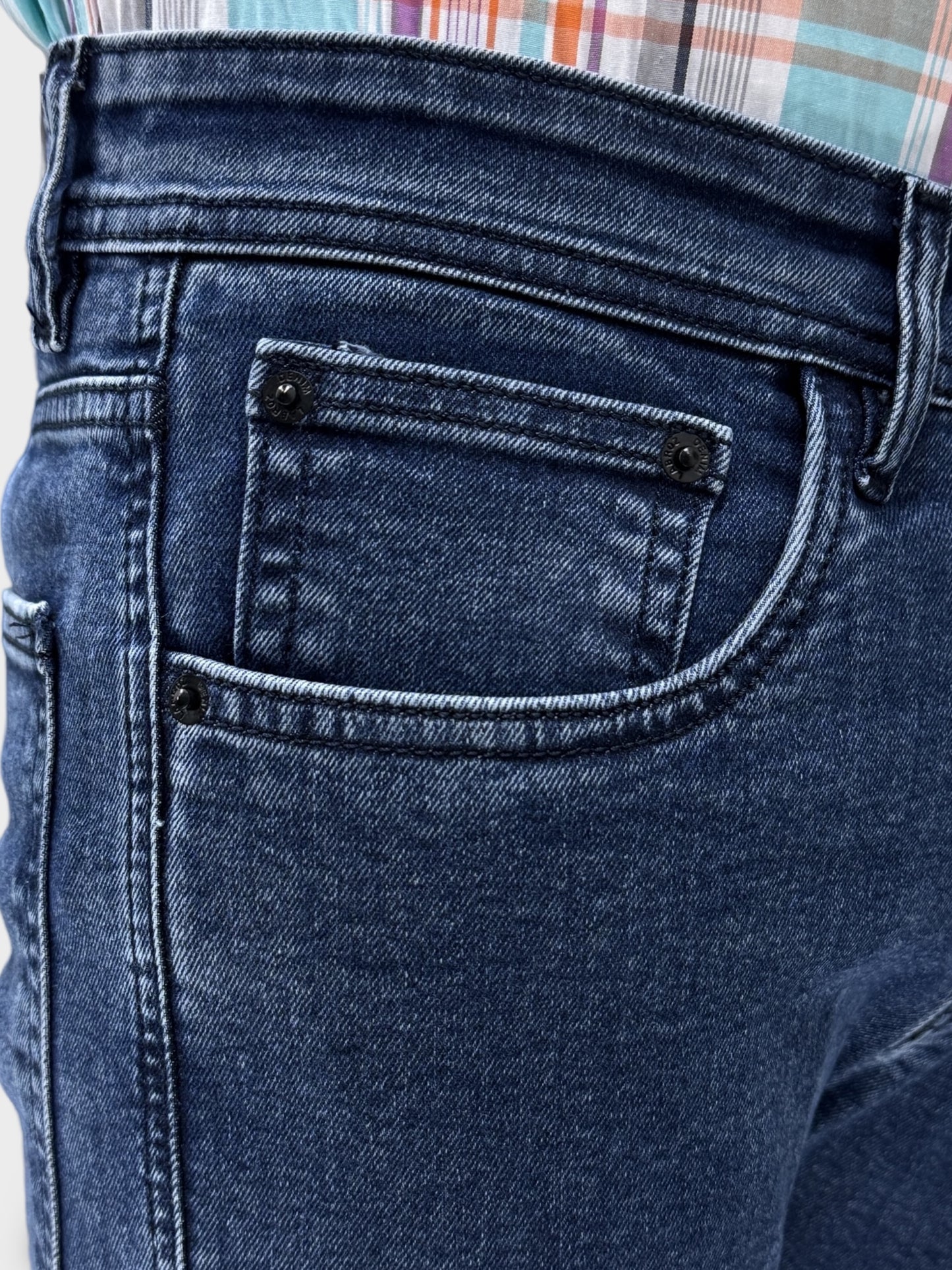 MID BLUE COMFORT FIT DENIM CARGO PANTS