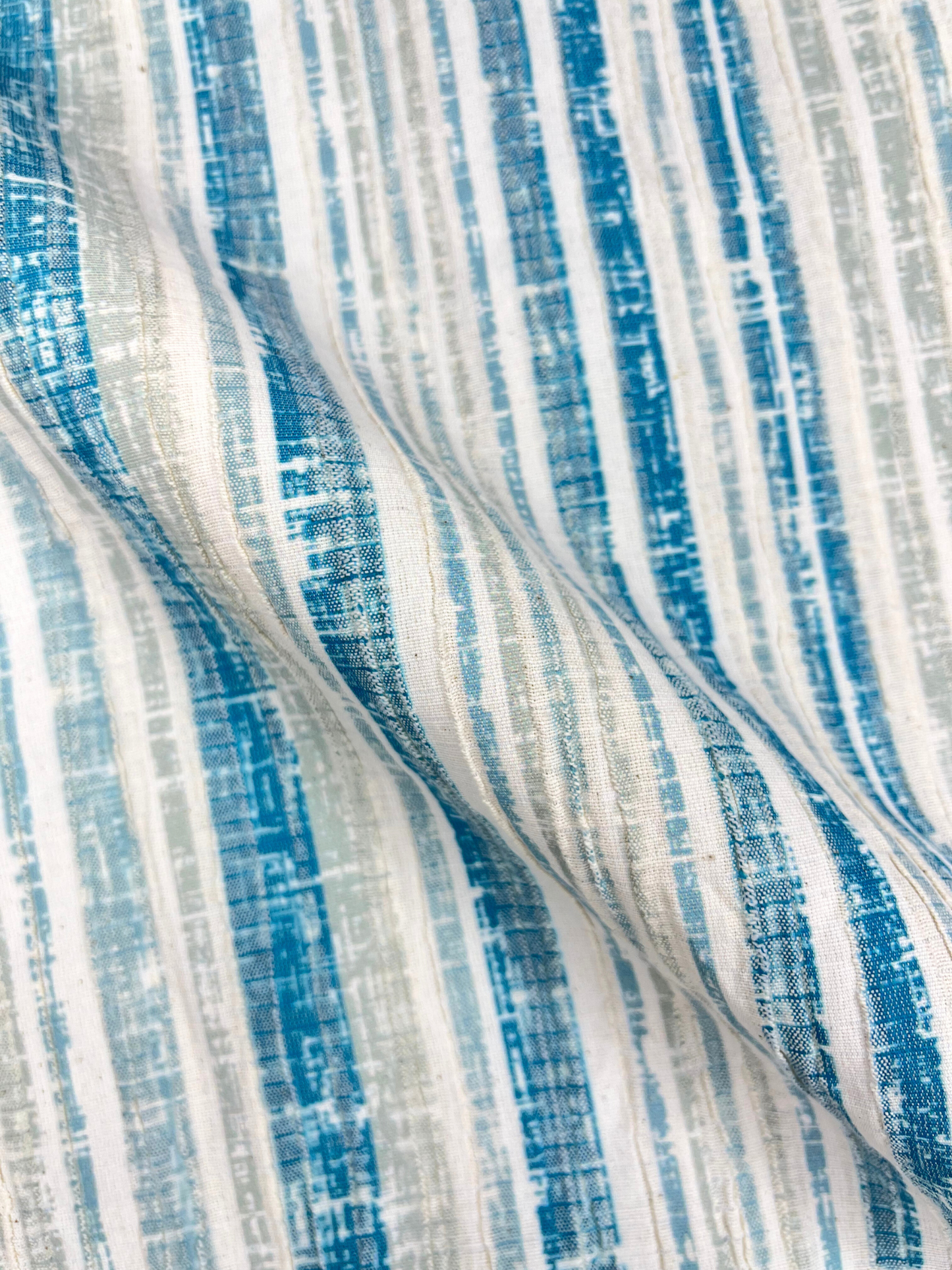 Men’s Crinkle Fabric Abstract Print Shirt