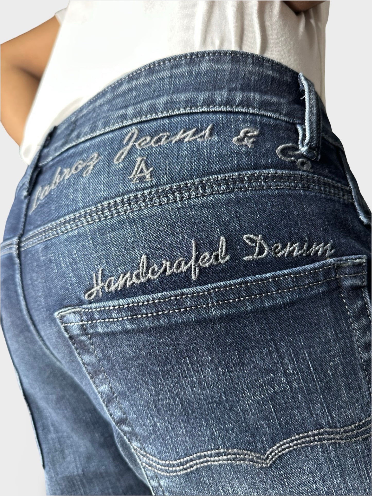 Men's Dark Blue Faded Straight Fit Distressed Jeans