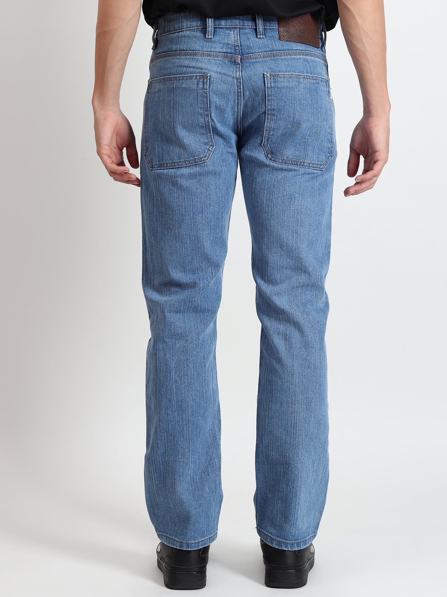 LIGHT BLUE LOW WASH COMFORT FIT DENIMS