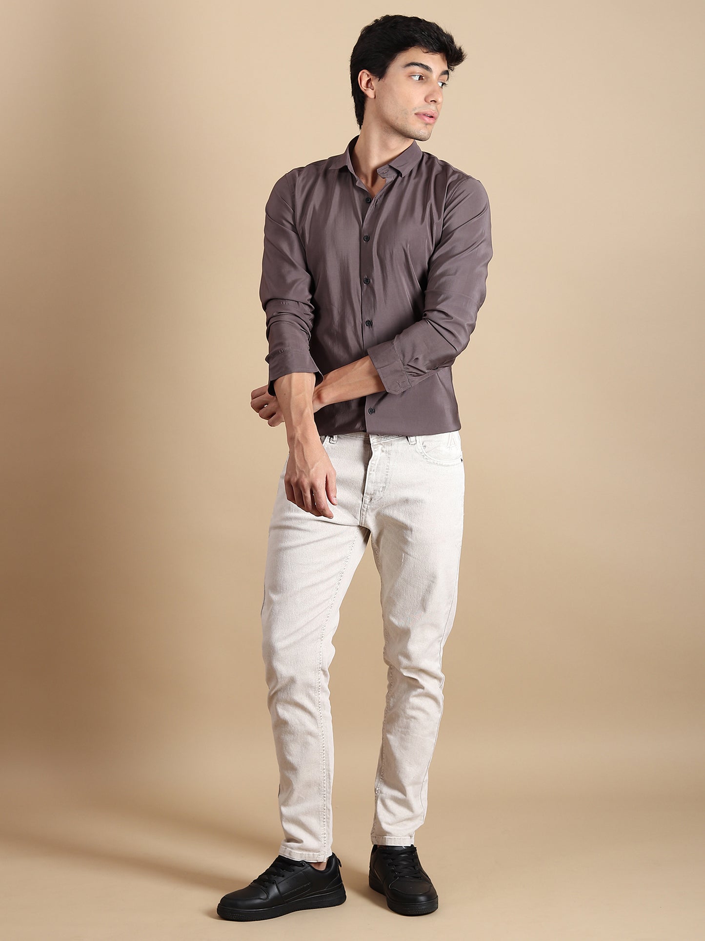 DARK GREY SOLID SLIM FIT SHIRT