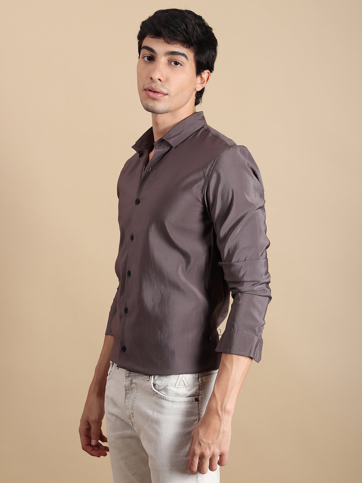 DARK GREY SOLID SLIM FIT SHIRT