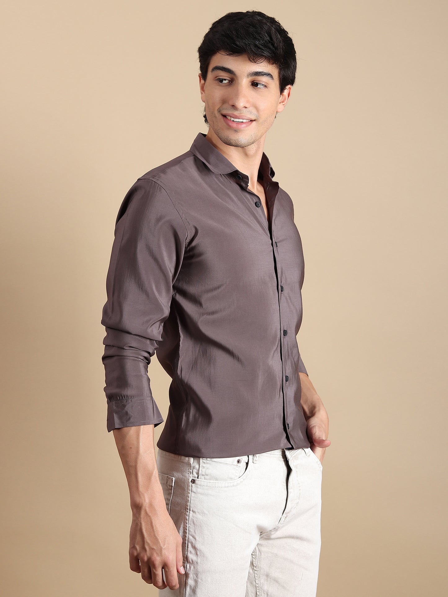 DARK GREY SOLID SLIM FIT SHIRT